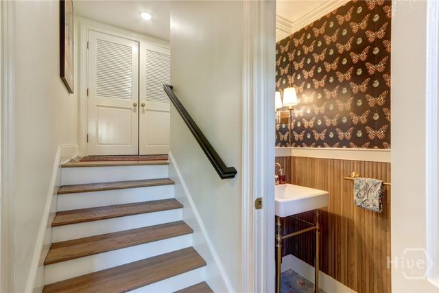 3204 Abercorn Street, Savannah, GA 31405