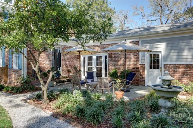 3204 Abercorn Street, Savannah, GA 31405