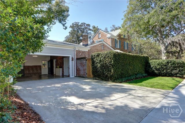 3204 Abercorn Street, Savannah, GA 31405