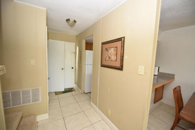 104 Chelsea Dr Apt 27, Fairfield Bay, AR 72088