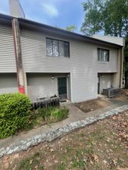 104 Chelsea Dr Apt 27, Fairfield Bay, AR 72088