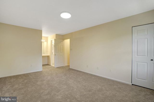 3124 GLEN CARLYN RD, Falls Church, VA 22041