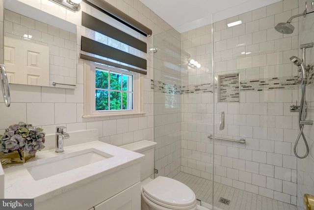 3124 GLEN CARLYN RD, Falls Church, VA 22041