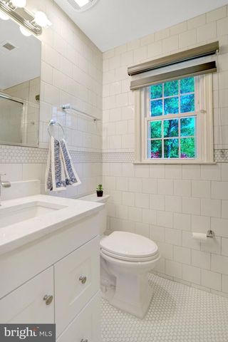 3124 GLEN CARLYN RD, Falls Church, VA 22041