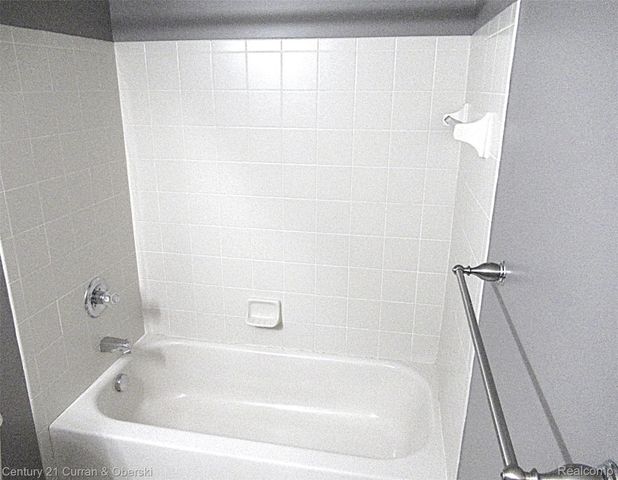 16815 Dover Drive 146, Northville Township, MI 48168