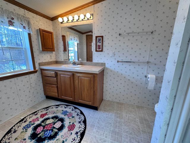 16 Eric Place, Claremont, NH 03743