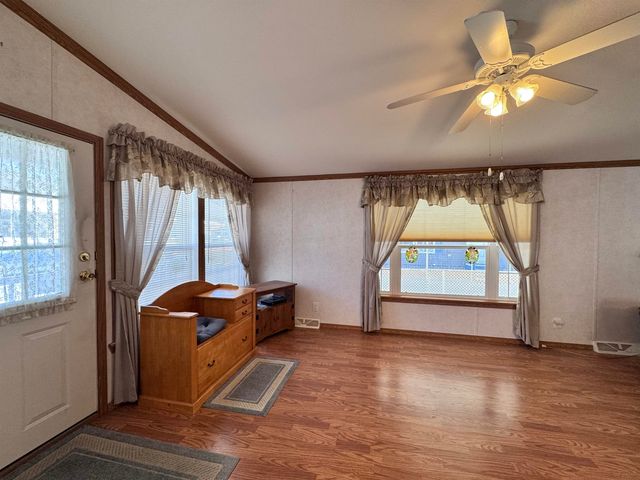 16 Eric Place, Claremont, NH 03743