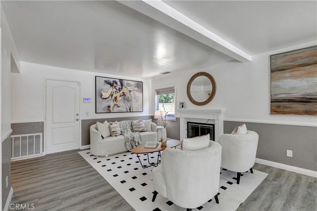 18 Old Wood Road, Pomona, CA 91766