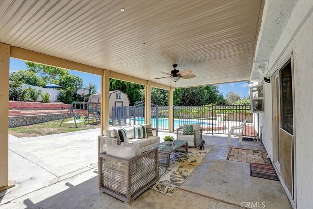 18 Old Wood Road, Pomona, CA 91766