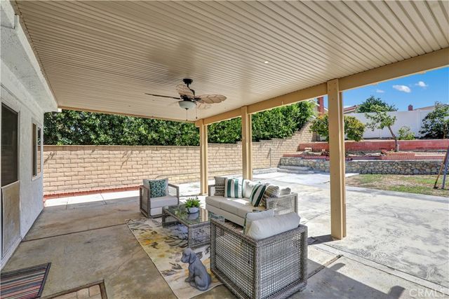 18 Old Wood Road, Pomona, CA 91766
