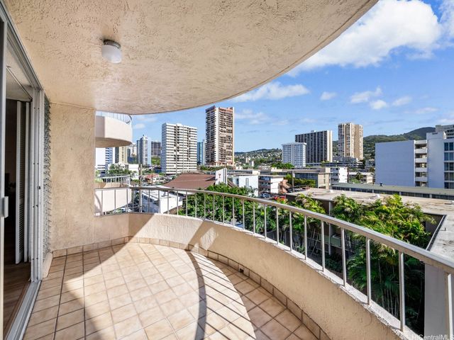 1447 Kewalo Street 502, Honolulu, HI 96822