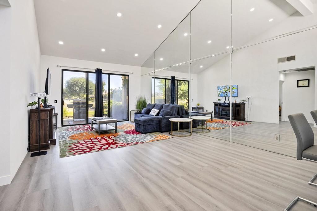 Image 2 of property listing at 54880 Inverness Way, La Quinta, CA 92253