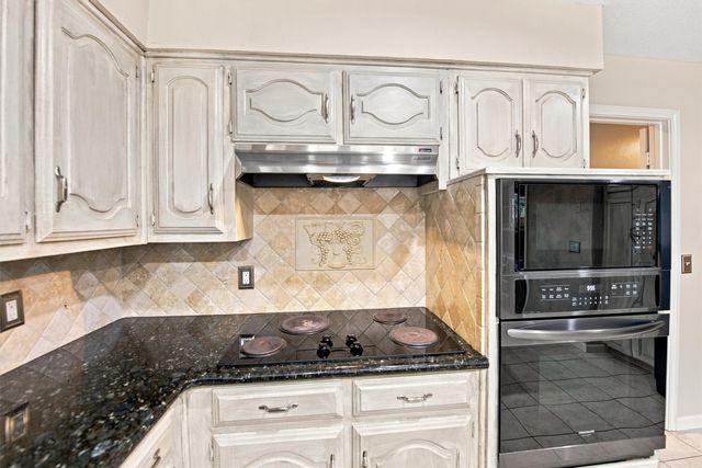 2210 Bengal Lane, Plano, TX 75023