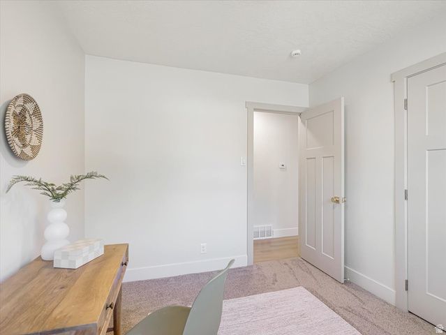 4600 S CREEKVIEW DR, Murray, UT 84107