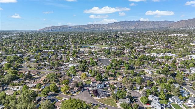4600 S CREEKVIEW DR, Murray, UT 84107