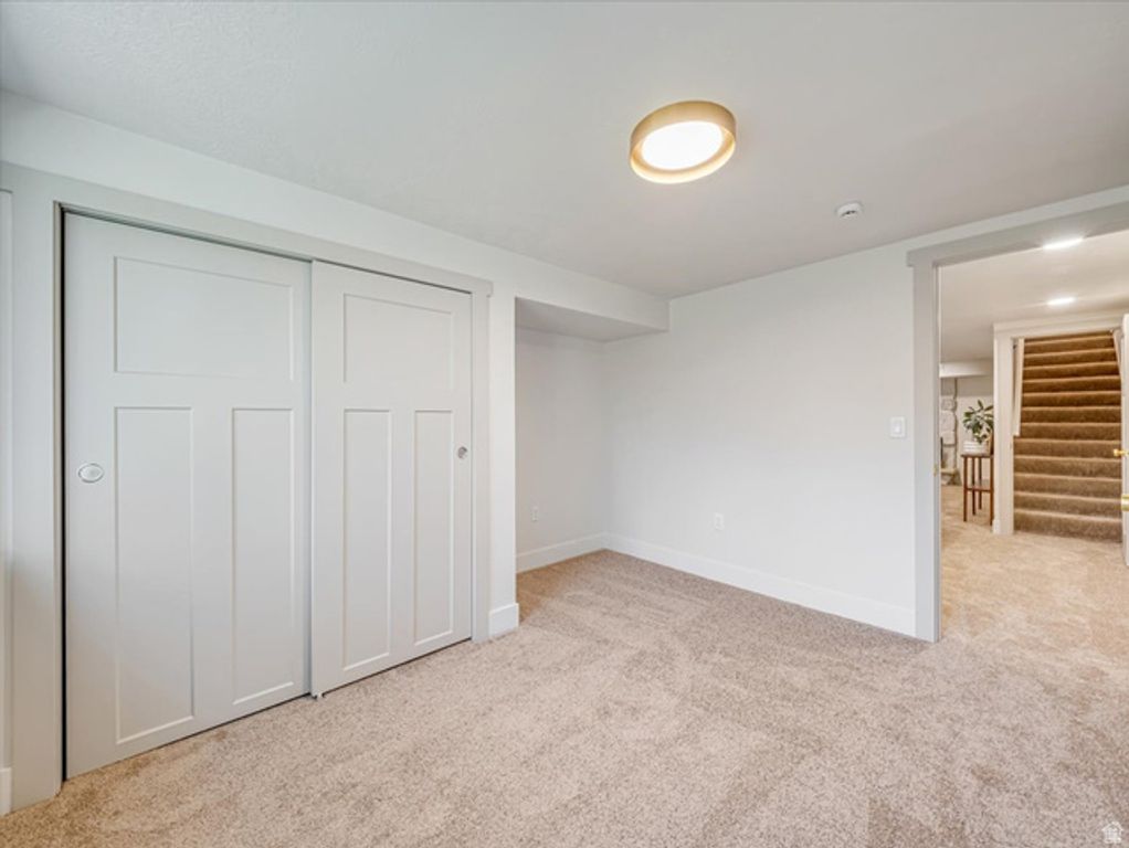 Image 28 of property listing at 4600 S CREEKVIEW DR, Murray, UT 84107