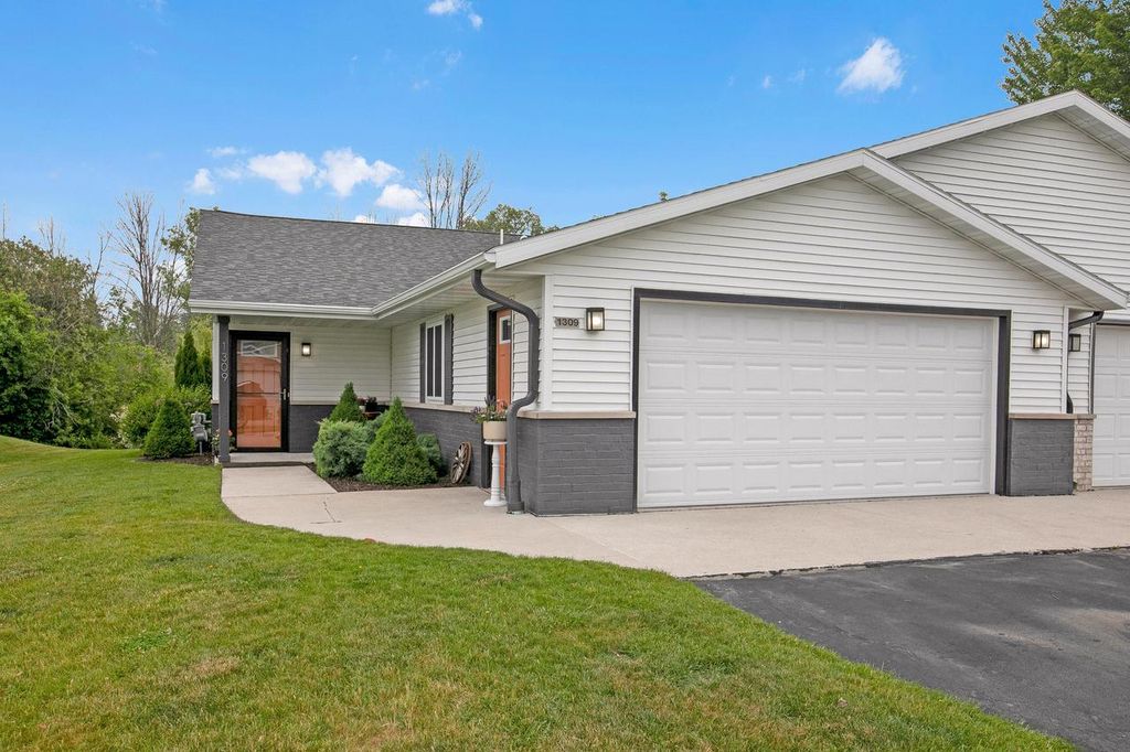 1309 N 49th STREET, Sheboygan, WI 53081