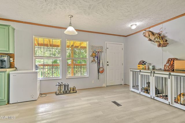 572 Meadow Lark Street, Weber City, VA 24290