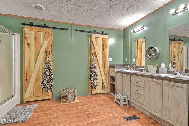572 Meadow Lark Street, Weber City, VA 24290