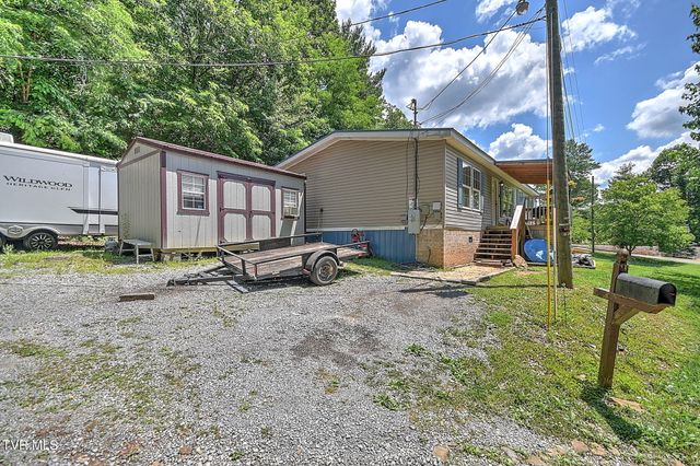 572 Meadow Lark Street, Weber City, VA 24290