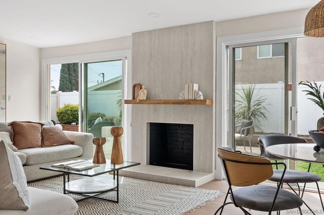 9321 Fermi Ave, San Diego, CA 92123