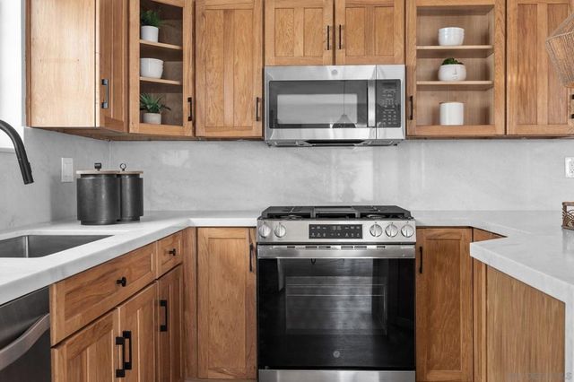 9321 Fermi Ave, San Diego, CA 92123