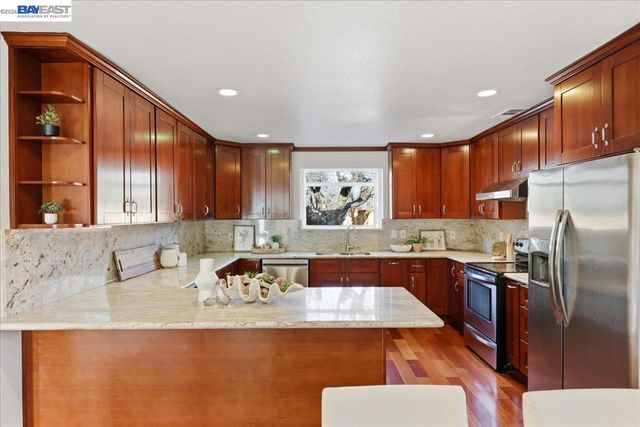 1565 Mendoza Ct, Pleasanton, CA 94566