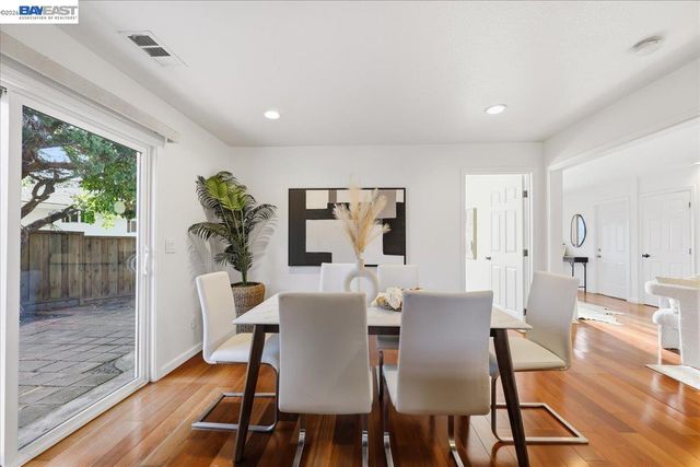 1565 Mendoza Ct, Pleasanton, CA 94566