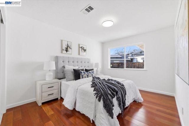 1565 Mendoza Ct, Pleasanton, CA 94566