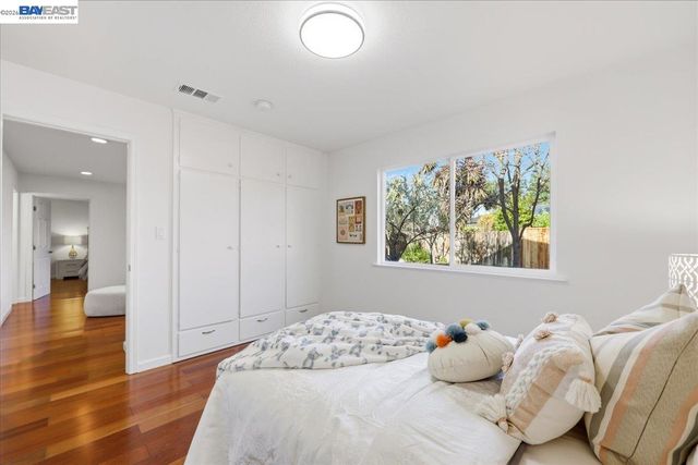 1565 Mendoza Ct, Pleasanton, CA 94566