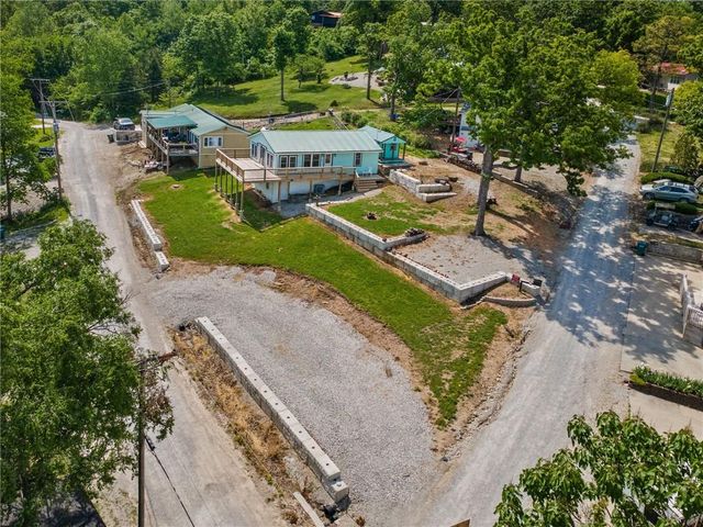 31447 Stonecrest Road, Warsaw, MO 65355