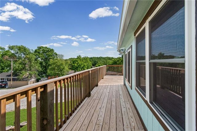 31447 Stonecrest Road, Warsaw, MO 65355