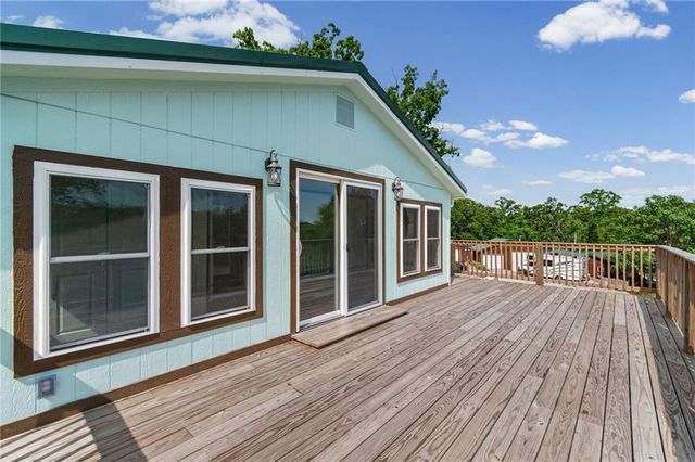 31447 Stonecrest Road, Warsaw, MO 65355
