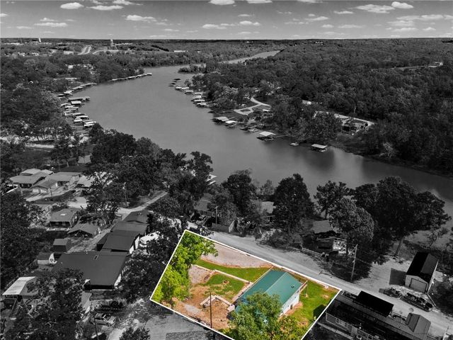 31447 Stonecrest Road, Warsaw, MO 65355