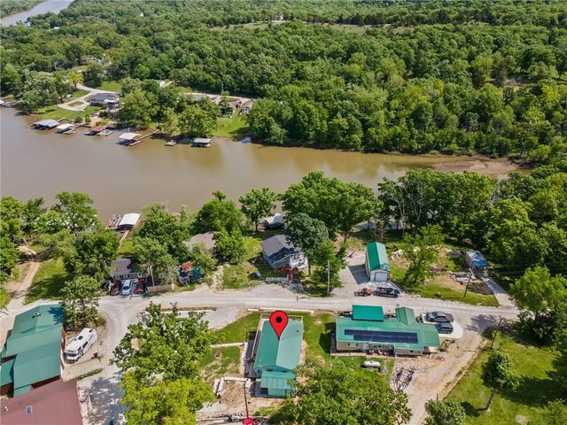 31447 Stonecrest Road, Warsaw, MO 65355