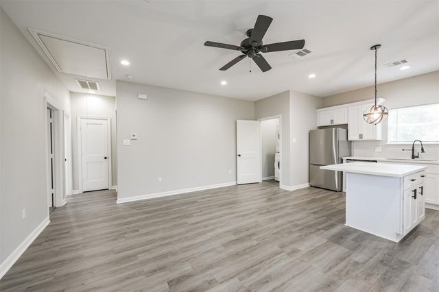 4405 Mallow Drive Street A, Houston, TX 77051