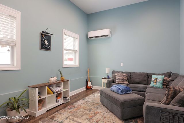 80 Fulton Street, Keyport, NJ 07735