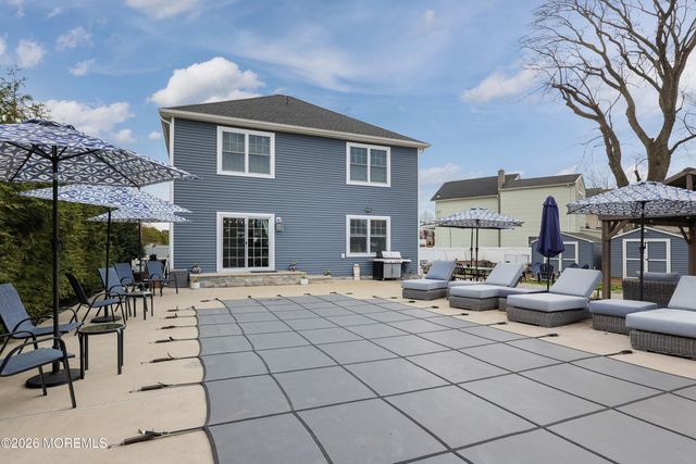 80 Fulton Street, Keyport, NJ 07735