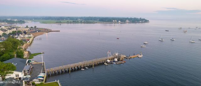 80 Fulton Street, Keyport, NJ 07735