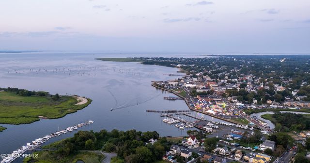 80 Fulton Street, Keyport, NJ 07735