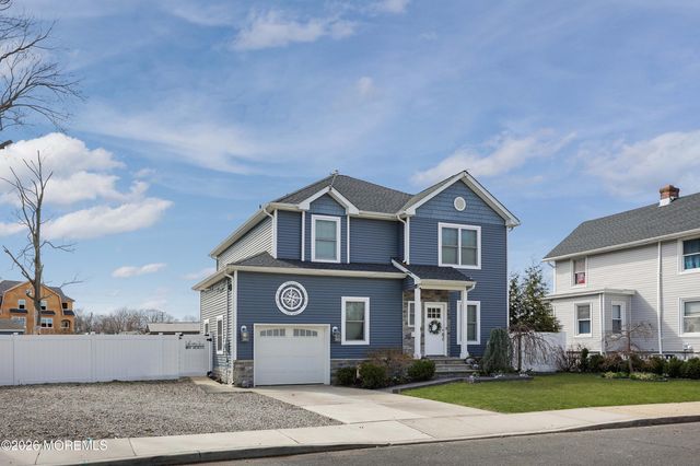 80 Fulton Street, Keyport, NJ 07735