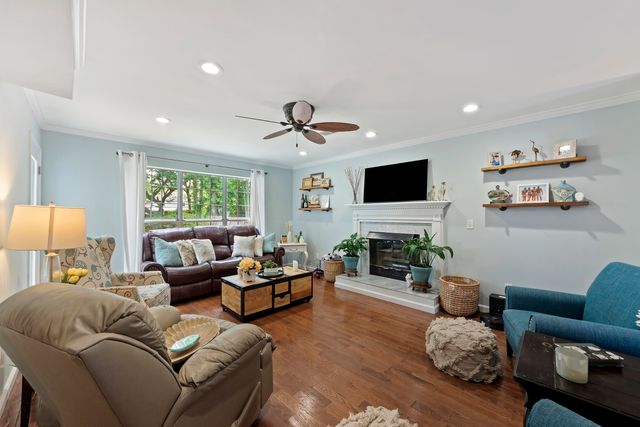635 Fishermans Bend, Mount Pleasant, SC 29464