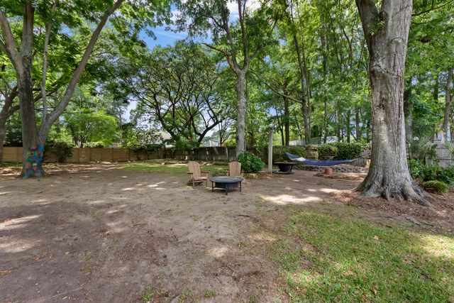 635 Fishermans Bend, Mount Pleasant, SC 29464