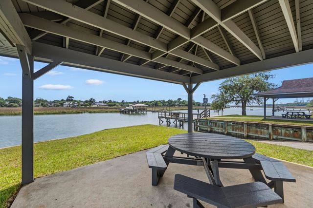 635 Fishermans Bend, Mount Pleasant, SC 29464
