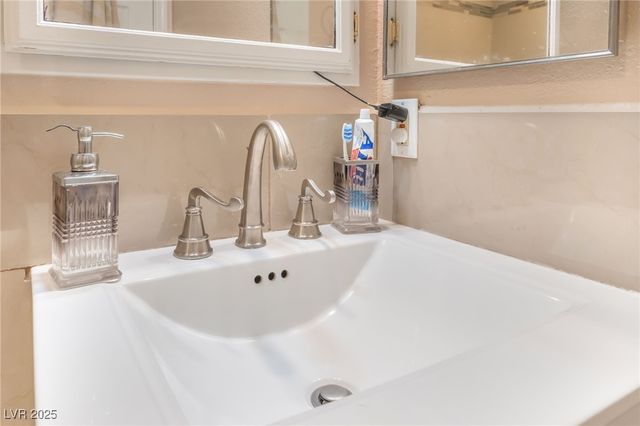 2104 Bavington Drive C, Las Vegas, NV 89108