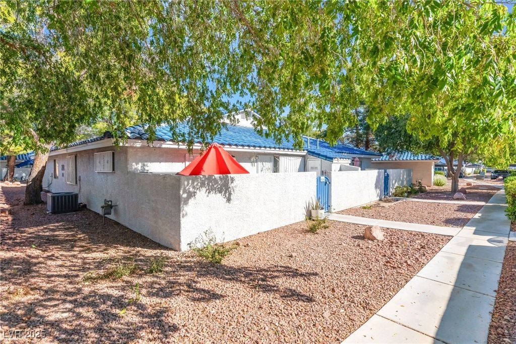 2104 Bavington Drive C, Las Vegas, NV 89108