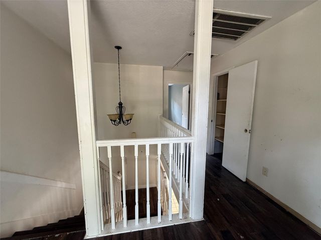 11822 Hillbrook Drive, Houston, TX 77070