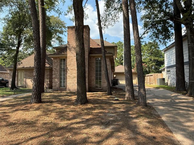 11822 Hillbrook Drive, Houston, TX 77070