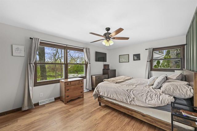 15305 Santa Maria Court, Brookfield, WI 53005