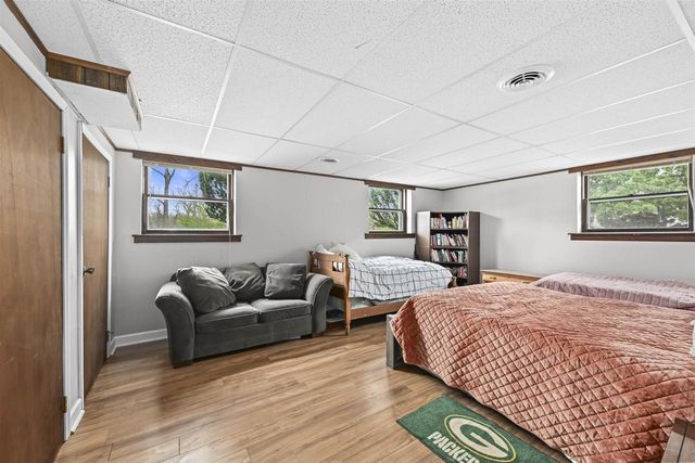 15305 Santa Maria Court, Brookfield, WI 53005
